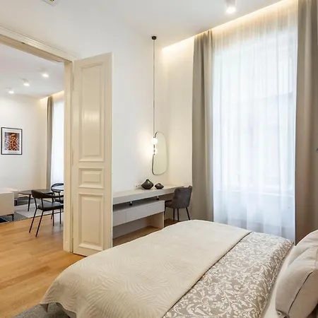 Apartment Luxurious Minimalist With Sauna By Prestige Homes *