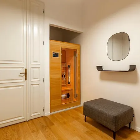 Appartamento Luxurious Minimalist With Sauna By Prestige Homes Budapest
